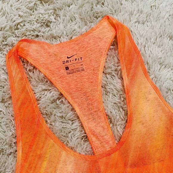 Nike Dri-Fit Running Tank - Picture 3 of 16